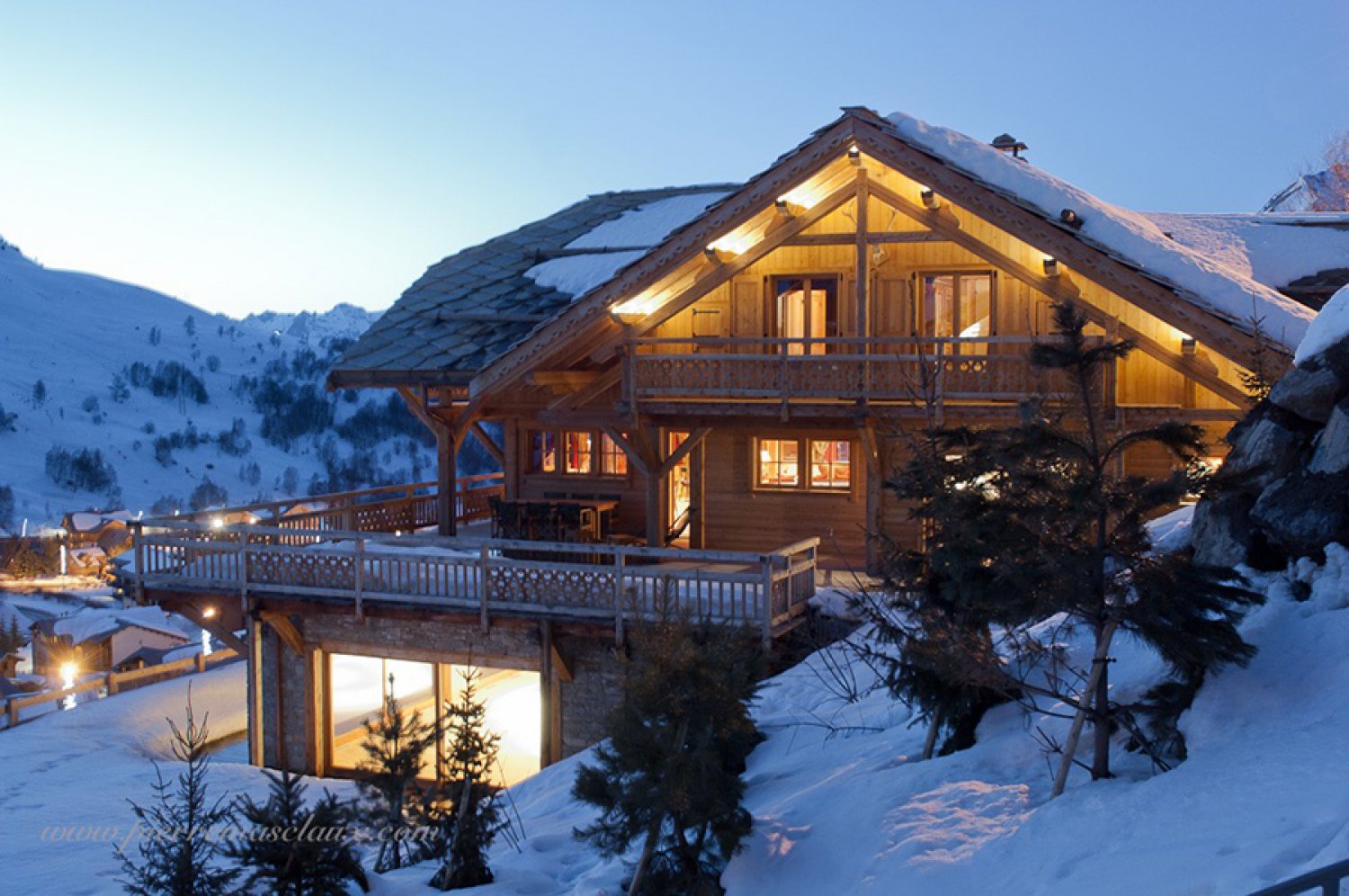 Faire construire un chalet : Ce qu&rsquo;il faut savoir avant toute chose